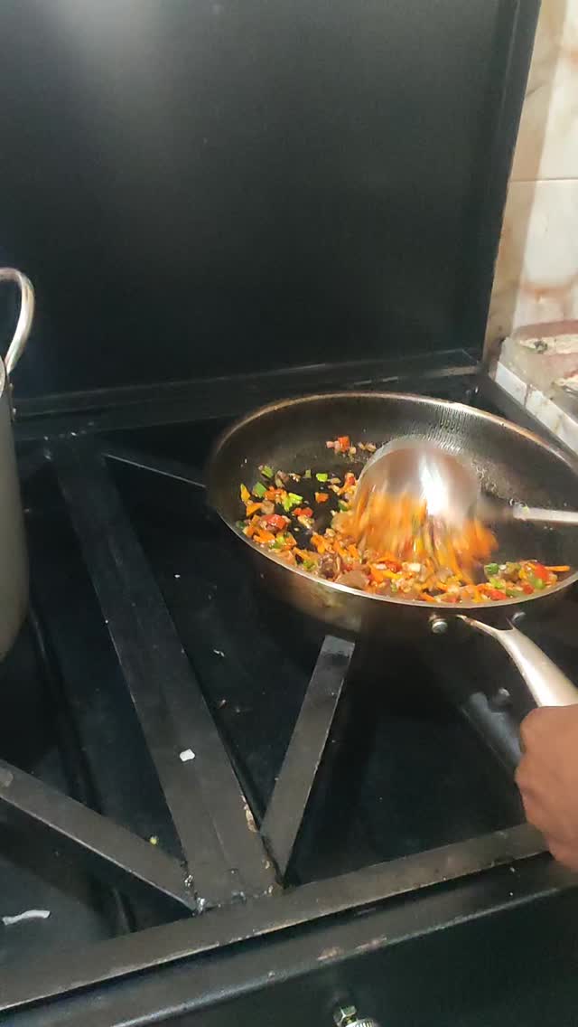 We are available to take your food orders ranging from food bowls, private chef services, outdoor catering services and lots more. 

We are located in Anambra State, Awka and Umunnachi. 

Slide in our DM today to book your orders. 

#ɢᴏᴠɪʀᴀʟ 
#fypppppppppppppppppppppppppppppppppppppppppppppppppppppppppppppppppppppp 
#foodchallenge 
#eventcatering 
#caterers