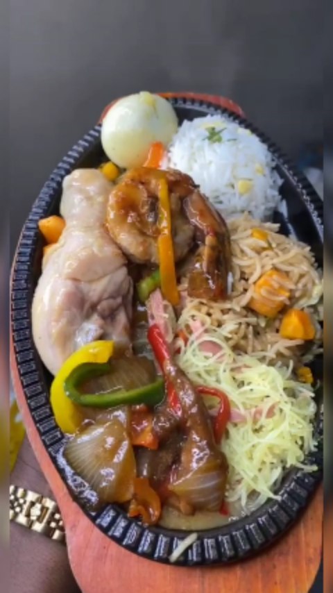 Starting your week with highlights from yesterday's Chinese cuisine training 🤩

It was SPECTACULAR and a HUGE SUCCESS, to say the least 💃🏽💃🏽🥳🥳🥳

Our students enjoyed every moment, and learnt every step as it was a very practical class💯🙋🏽‍♀️

Special to our students who signed up and attended the class

Watch out for the next class coming in JUNE 🤩🤩

More details in the next post 💁🏽‍♀️

#dimplescatering #lagoscaterer #chinesecuisine