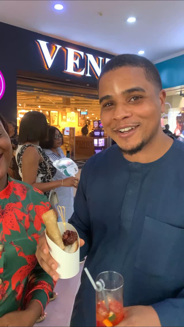 Where is the lie
💃💃💃💃

Guys guess who this is and win a lunch pack