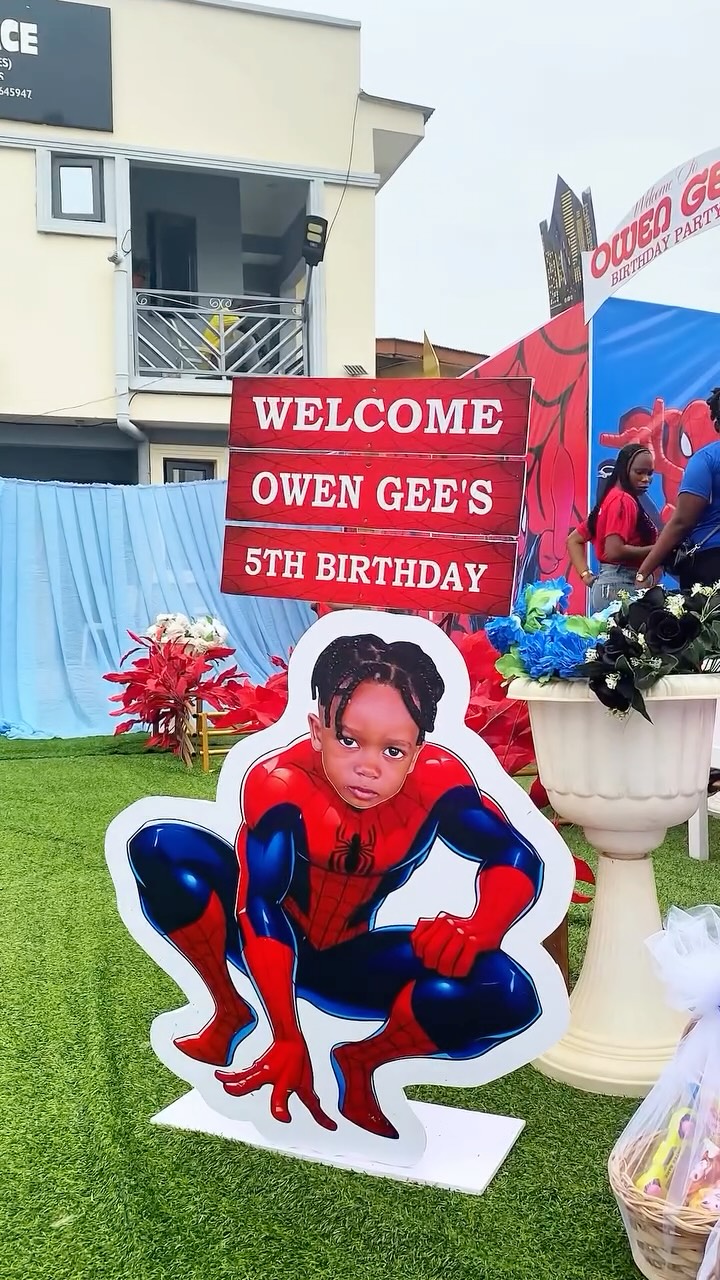 We are honored to be the food vendor for OwenGee’s 5th birthday celebration 🎉🎂
.
.
From delicious African dishes to Chinese meals, plus after-party treats like tapioca, battered fish, fried plantain and fried yam 😋
Every bite was made with love and excellence ✨
.
📞 Planning a birthday, party or special event?
Book SHEEDAHSPICYMEALS today and let us handle the food while you enjoy the celebration 💛
.
How to Book / Order👇
Click on the WhatsApp link in our Bio
Or
Send us a DM