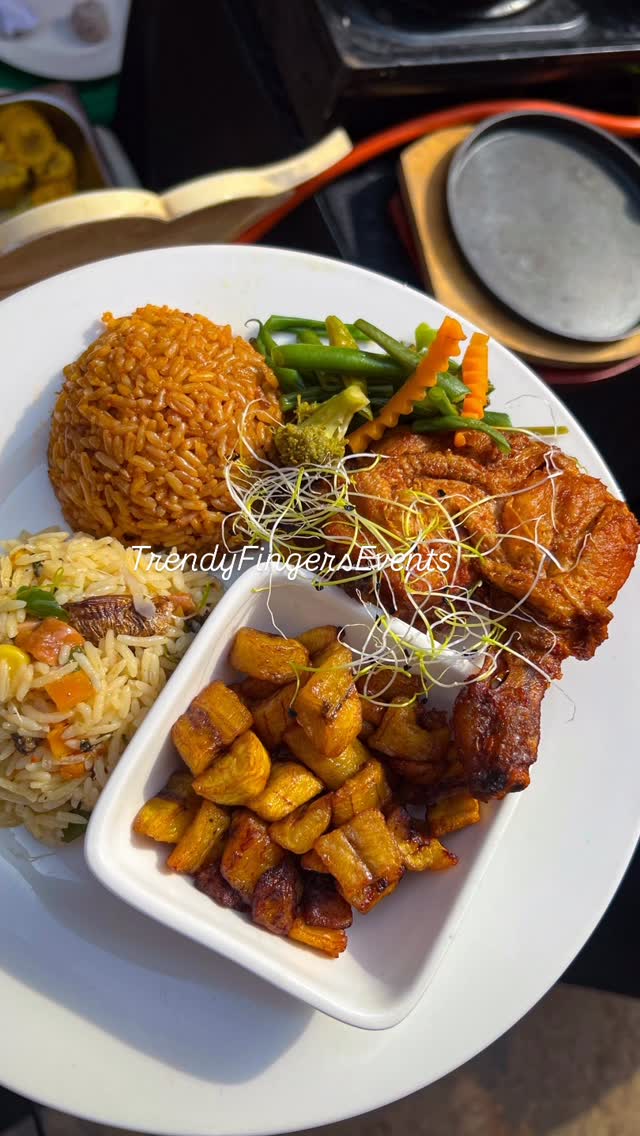 Trendy Fingers Events ….. Explore Tastes, Explore Us 

.
For bookings / Enquiries, kindly send us a dm or call ☎️ 07035779757 or click the link in our bio 
_________________