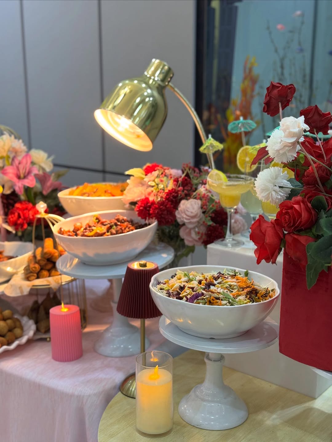 Details from our delectable spread 😍

More than just a meal, we craft experiences that linger 🥰

Kindly send a dm for further enquiry.

Planner @thetoyobrand_ 
Warmer light and metal props from @rentalsbypropupabuja 

#abujaprivatechef #abujafoodvendor #abujacanapes #abujacaterer