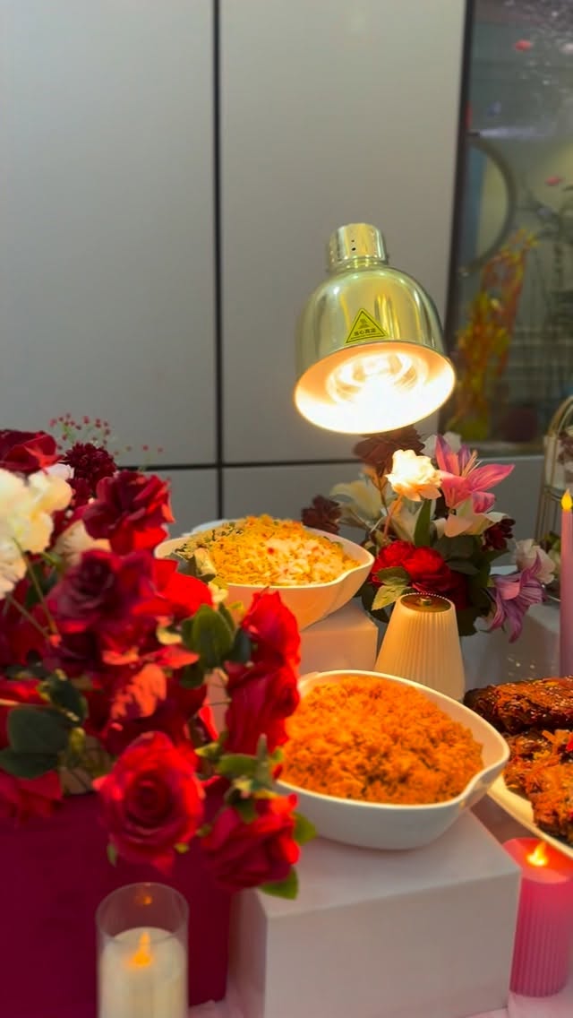 Happy new week 😍
The perfect food setup exists and this is proof 🤭 

Let me be your chef on duty ❤️

#privatechefinabuja #catererinabuja #foodvendorinabuja #abujafoodcontentcreator